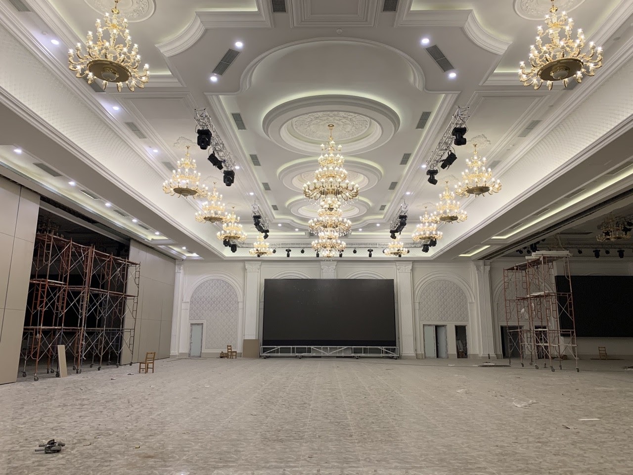 Vách ngăn di động cho trung tâm tiệc cưới Ngọc Hoa Trang - Đồng Nai